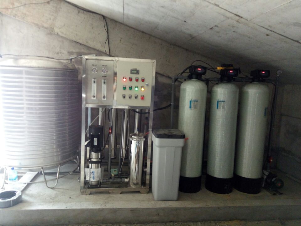 贵州全自动反渗透纯净水设备，贵阳0.5吨/时纯净水设备